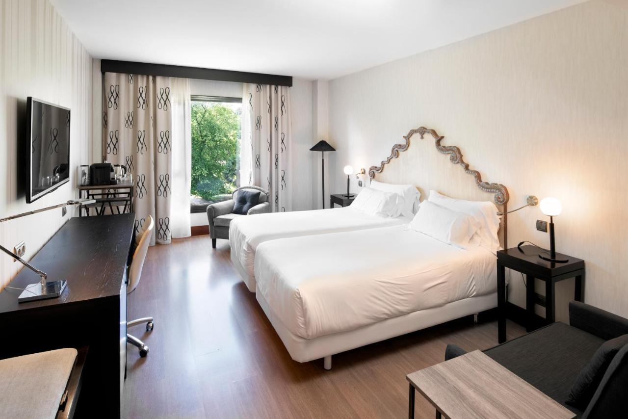 Palacio De Aviles Affiliated By Melia Εξωτερικό φωτογραφία Room